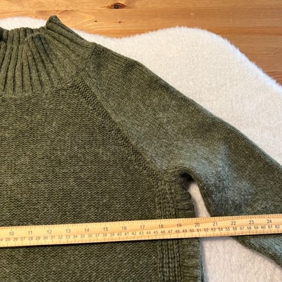 American Eagle Outfitters Olive Green Turtleneck Sweater - Picture 13 of 14